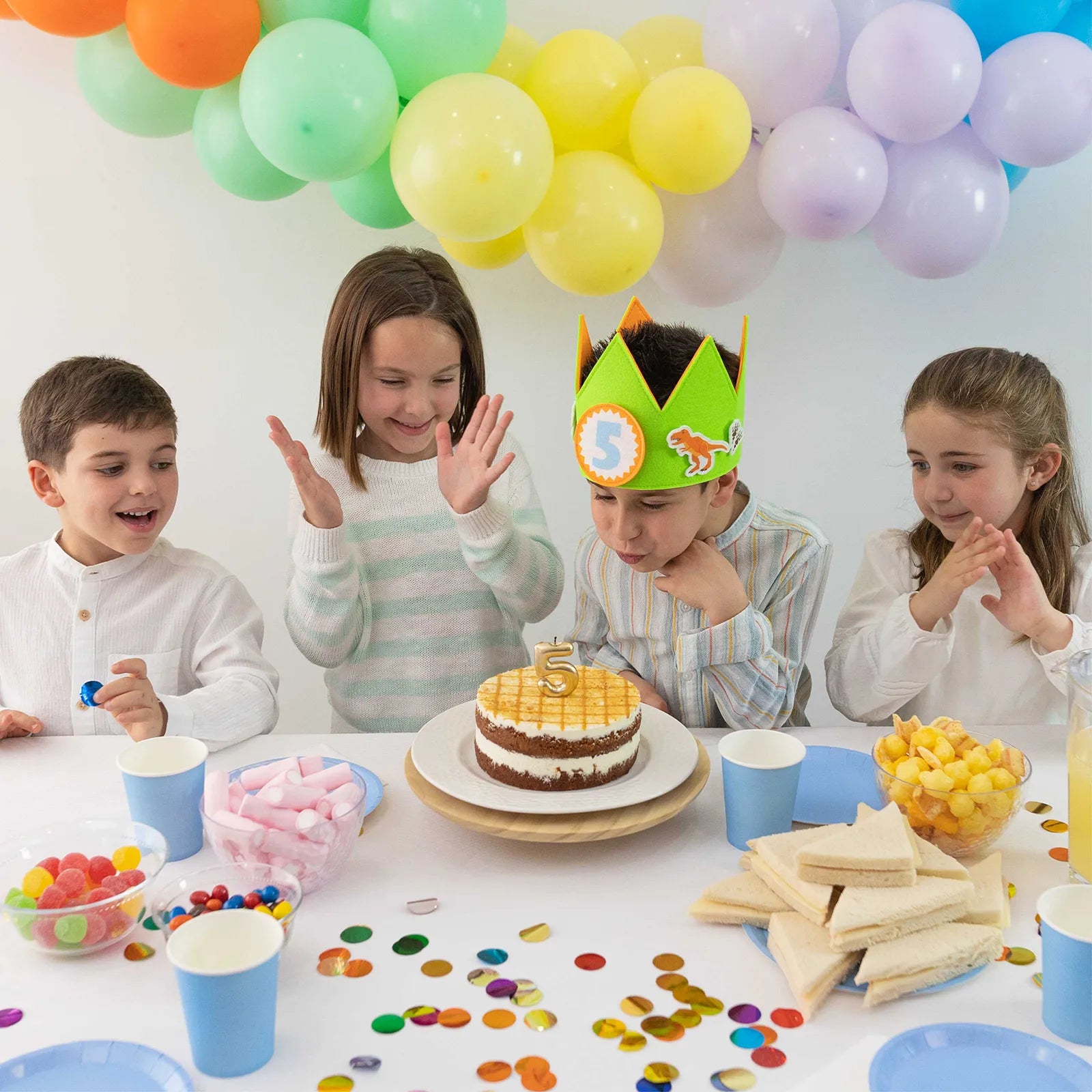 Corona de Cumpleaños - Dinosaurios