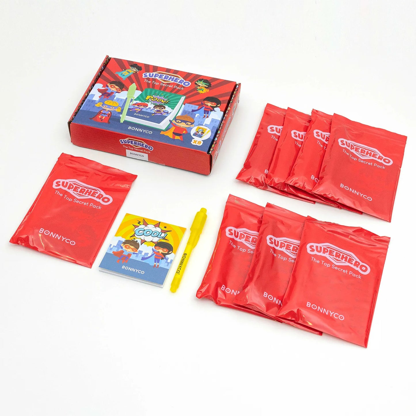 Cuadernos con Rotuladores de Tinta Invisible y Luz UV - Superhéroes